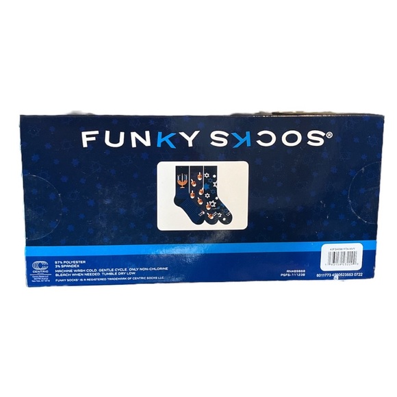Funky Socks 3 Pack of Hanukkah Crew Socks Blue One Size - Picture 3 of 4
